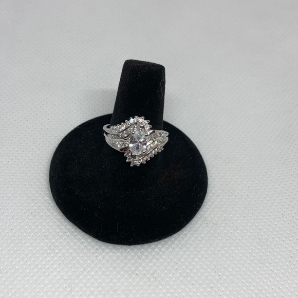 🎄NWT Simulated Diamond ring sterling silver J-39 - Picture 10 of 10